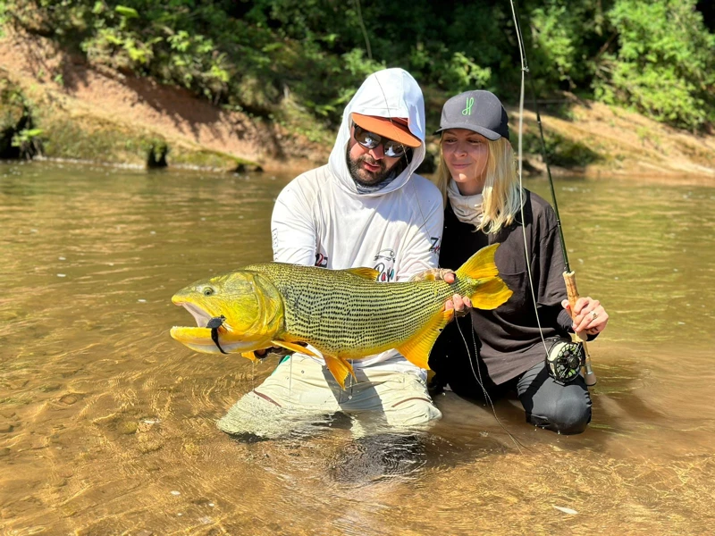 Una captura durante una salida de pesca.